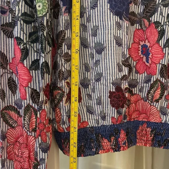 ELA Floral Embroidered Blouse Size XS - Picture 6 of 9